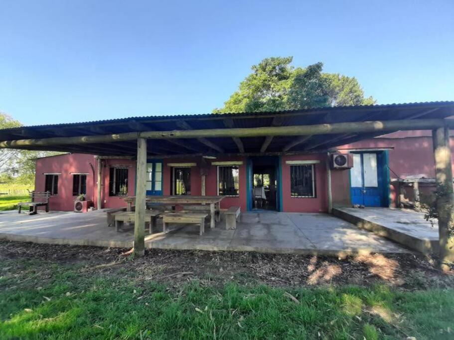 La Nena: Casa De Campo A 15 Minutos Del Centro. Villa Colonia del Sacramento Esterno foto